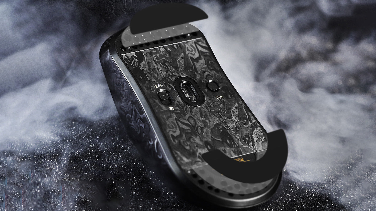 ガラス製マウススケートとPTFE：究極の滑りを実現するのはどちら？