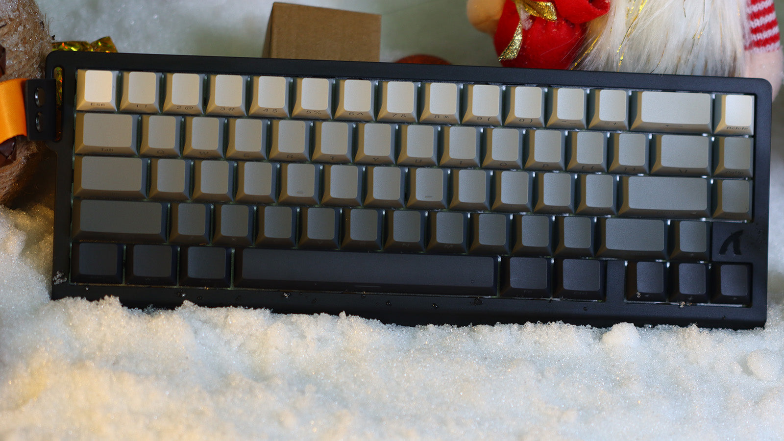 How to Set Magnetic Keyboard for Gaming