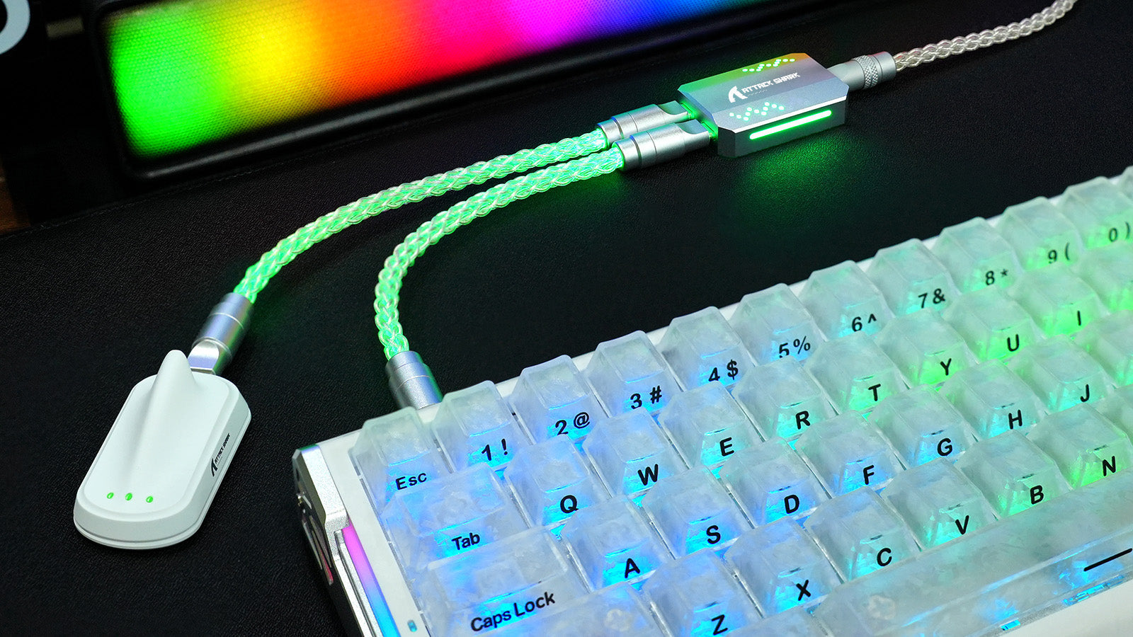 コイル状のキーボードケーブルは見た目だけのものですか？